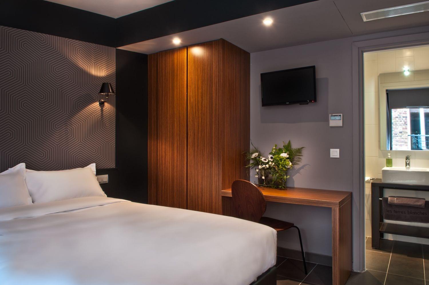 Hotel Les Terres Blanches Chatou Bagian luar foto