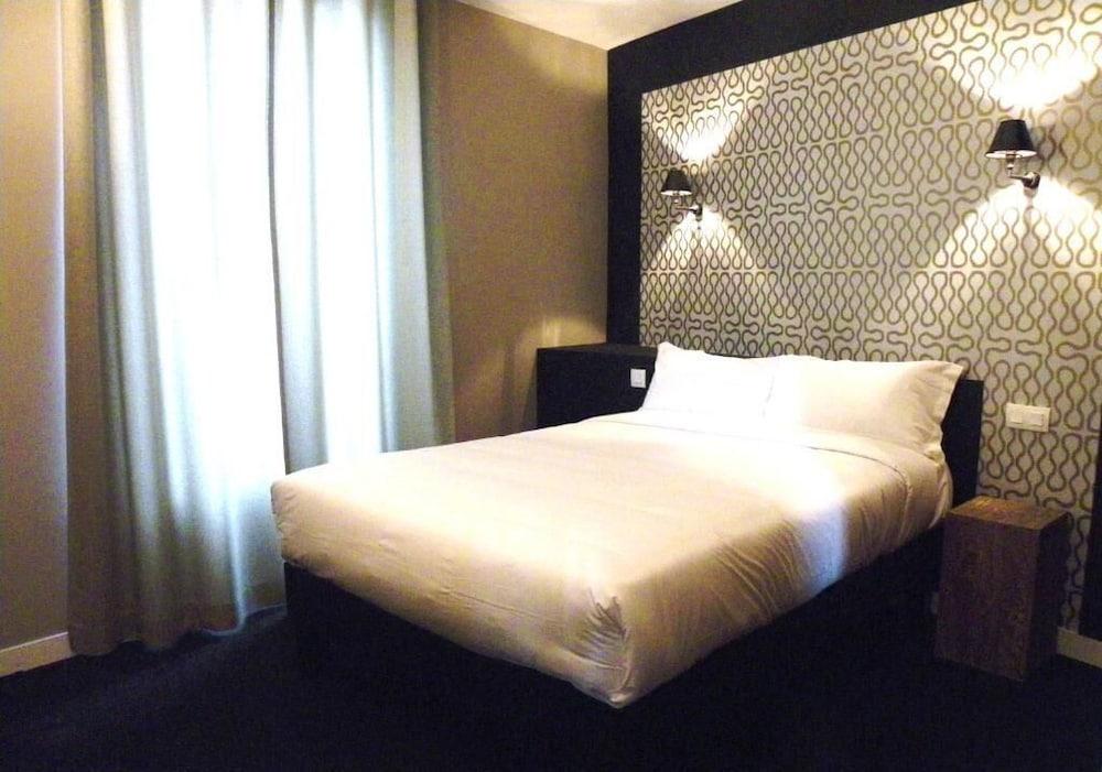 Hotel Les Terres Blanches Chatou Bagian luar foto