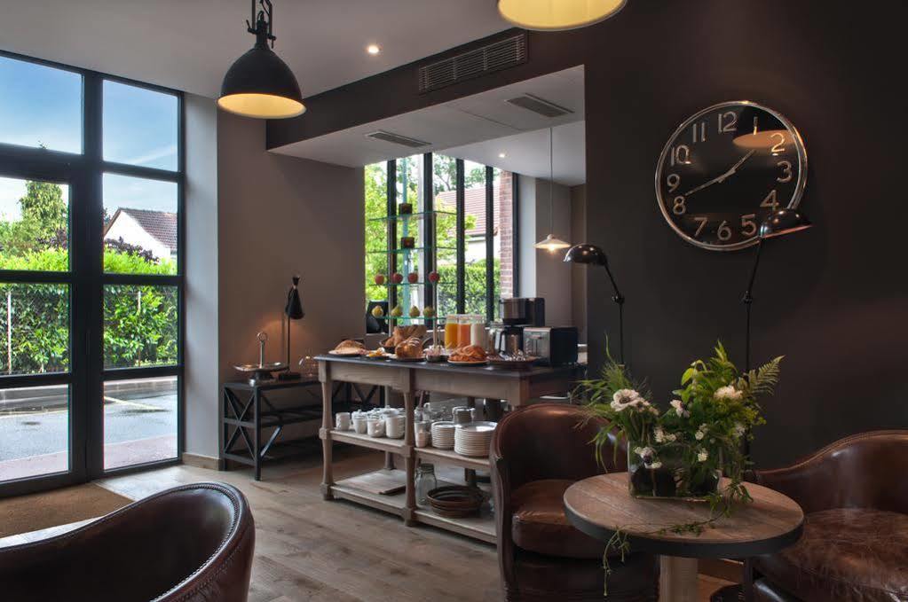 Hotel Les Terres Blanches Chatou Bagian luar foto
